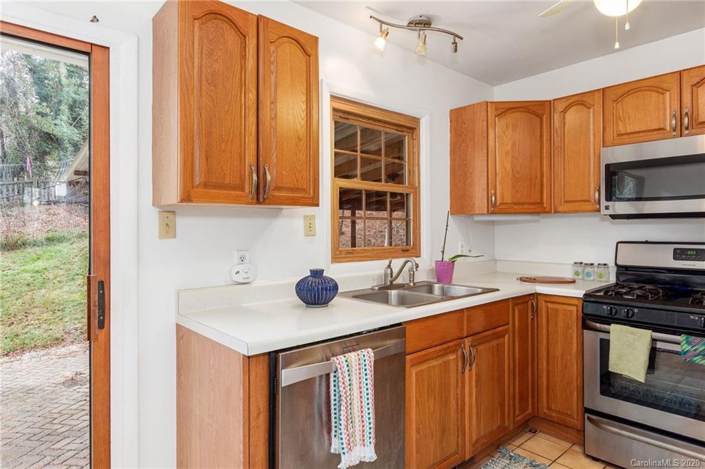 453 Beaverdam Road Asheville NC 28804