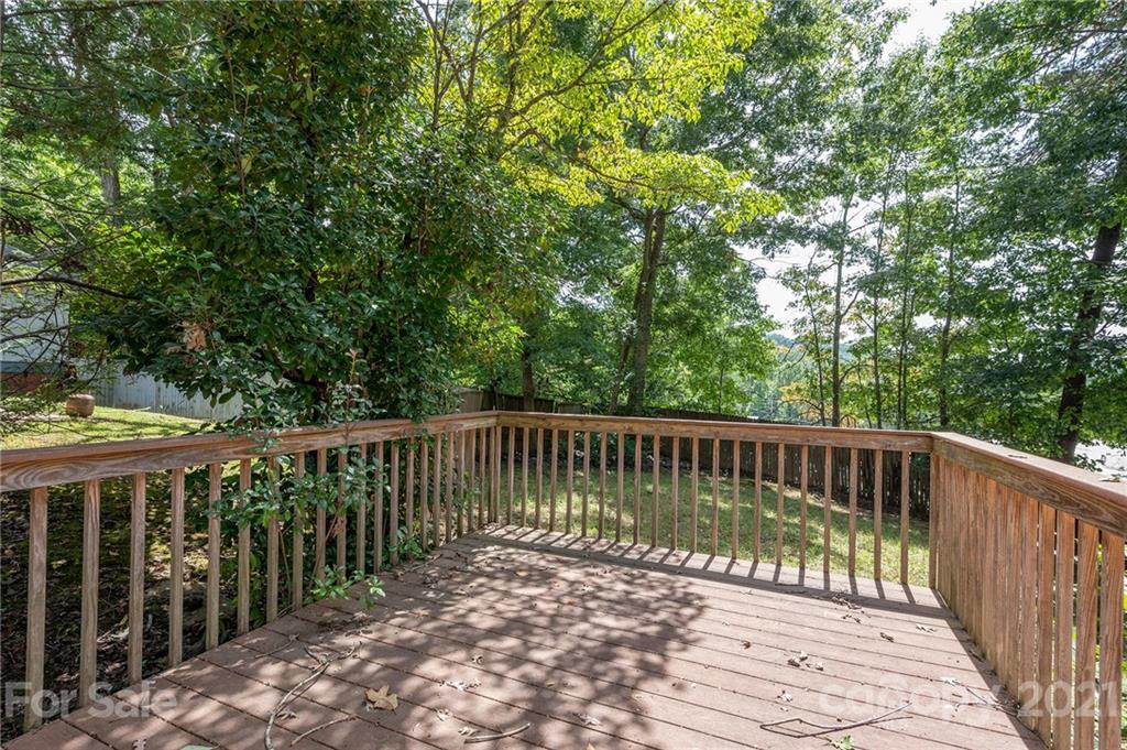 19 Brushwood Road Asheville NC 28804