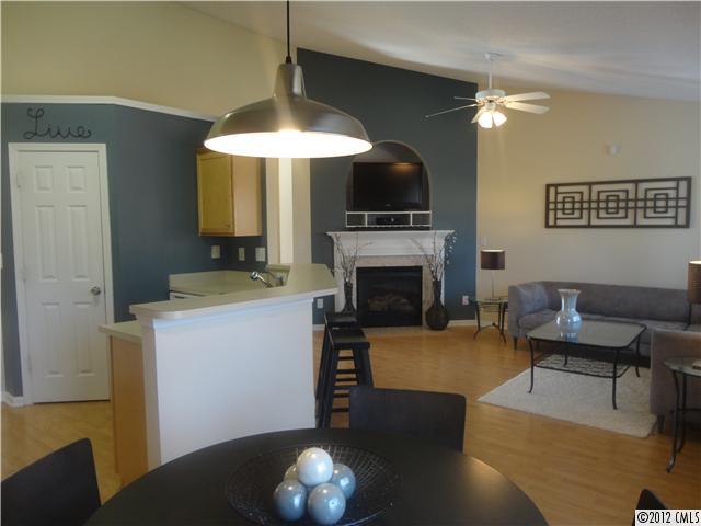 2627 Bridgeville Lane Charlotte NC 28262