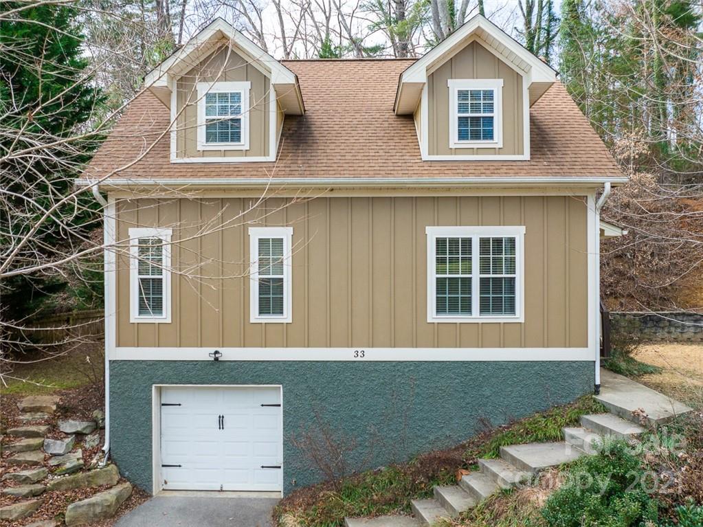 33 Oakcrest Place Asheville NC 28806