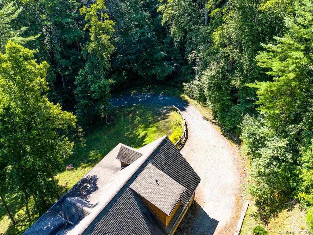37 Crow Ridge Road Weaverville NC 28787