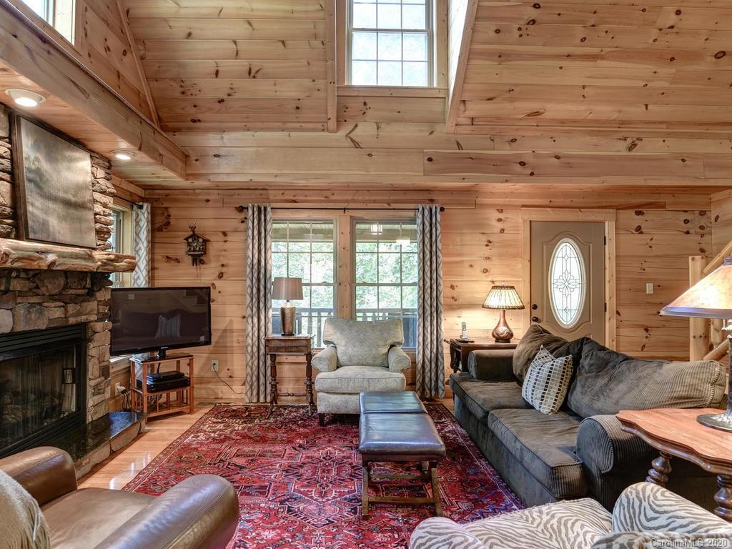 37 Crow Ridge Road Weaverville NC 28787