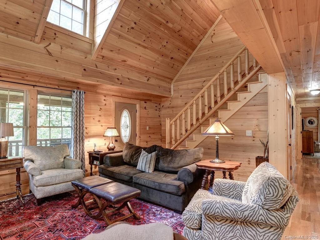 37 Crow Ridge Road Weaverville NC 28787
