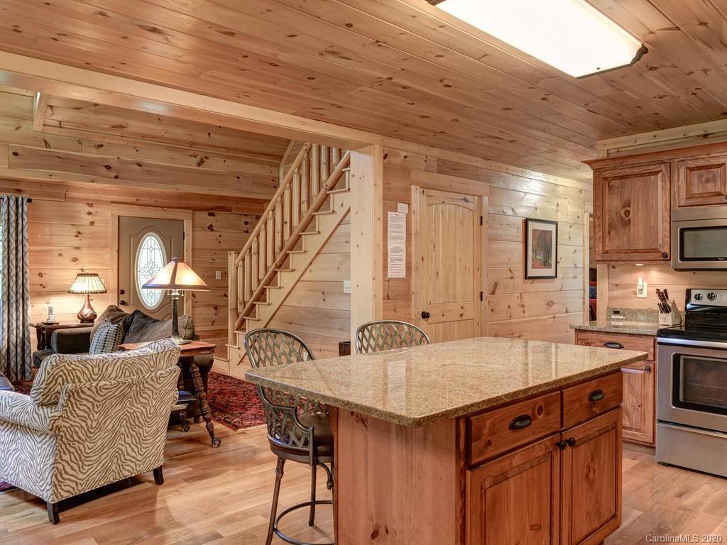 37 Crow Ridge Road Weaverville NC 28787