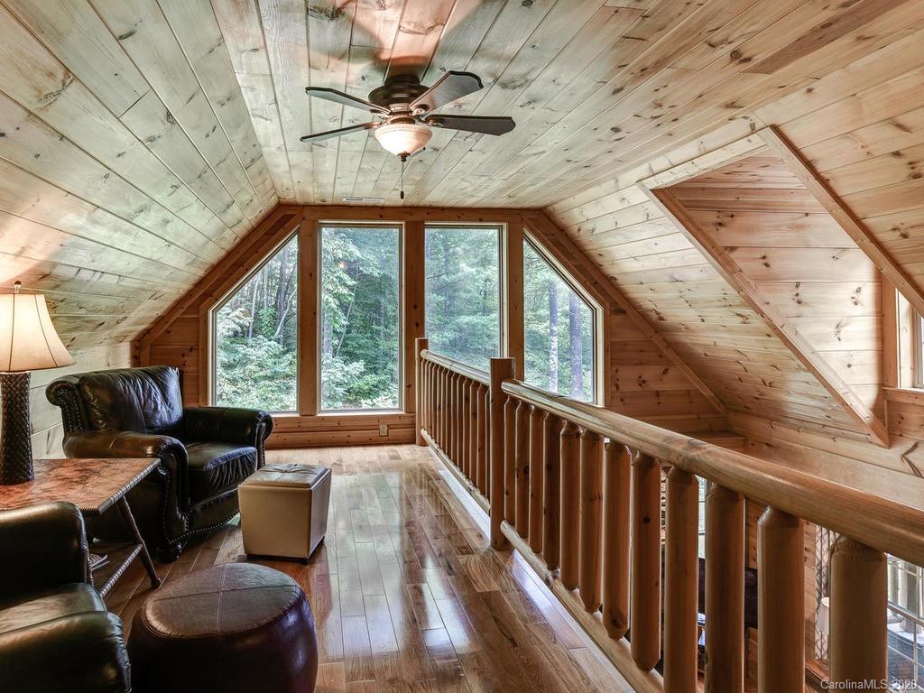 37 Crow Ridge Road Weaverville NC 28787
