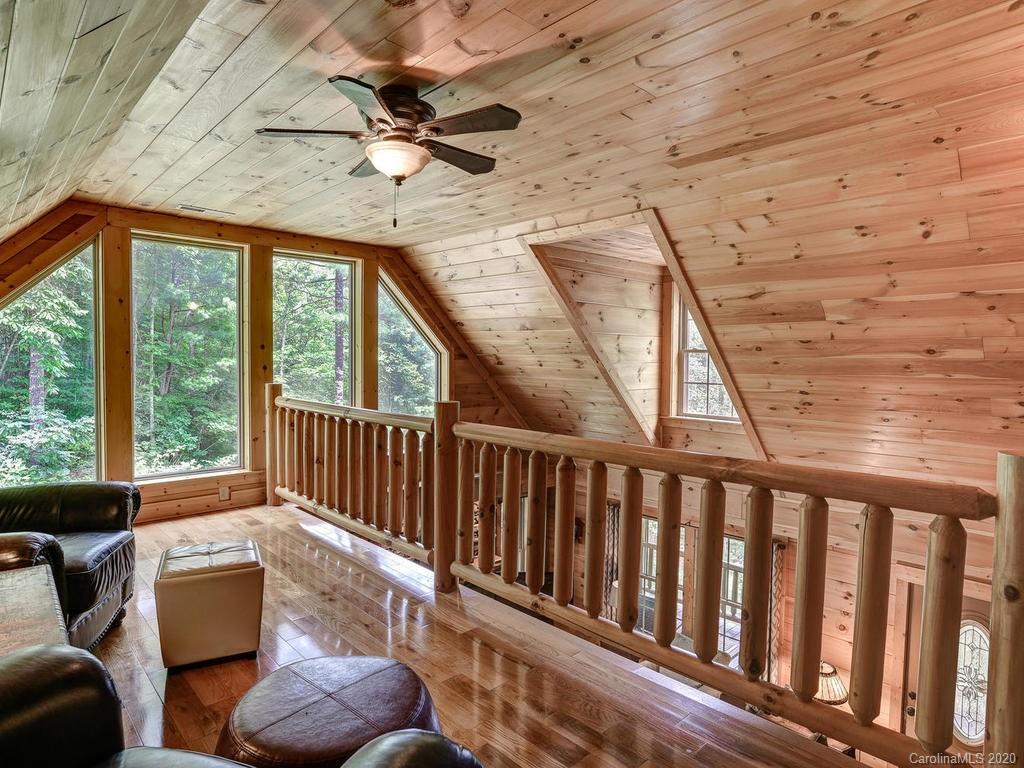 37 Crow Ridge Road Weaverville NC 28787