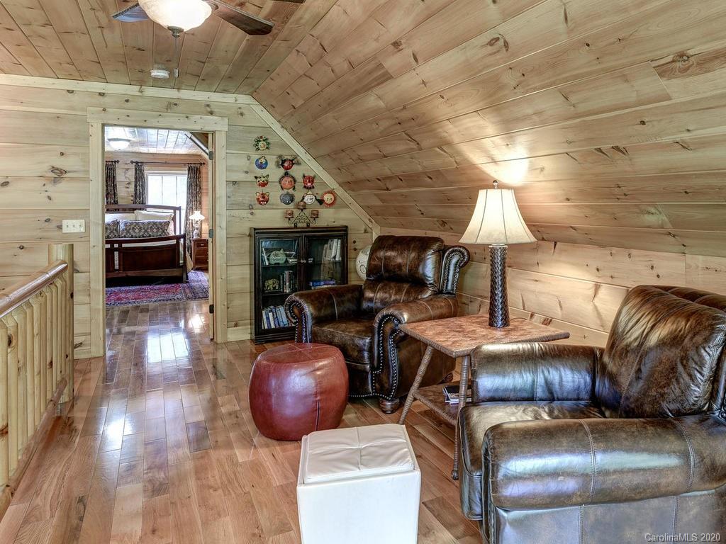 37 Crow Ridge Road Weaverville NC 28787
