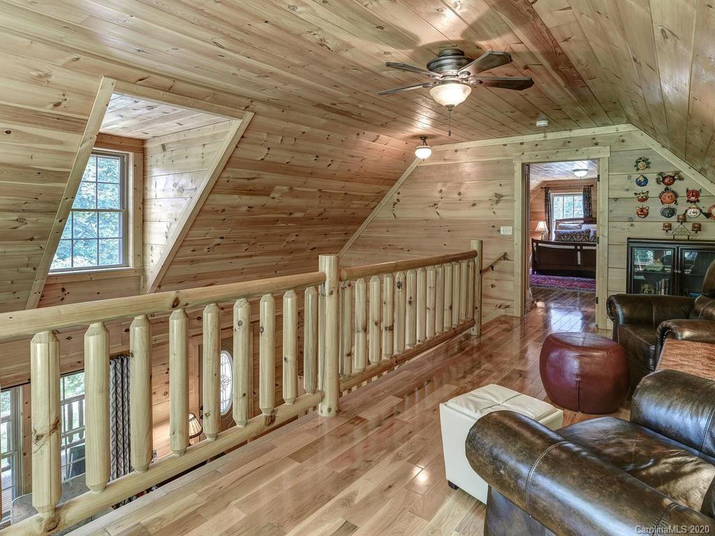 37 Crow Ridge Road Weaverville NC 28787