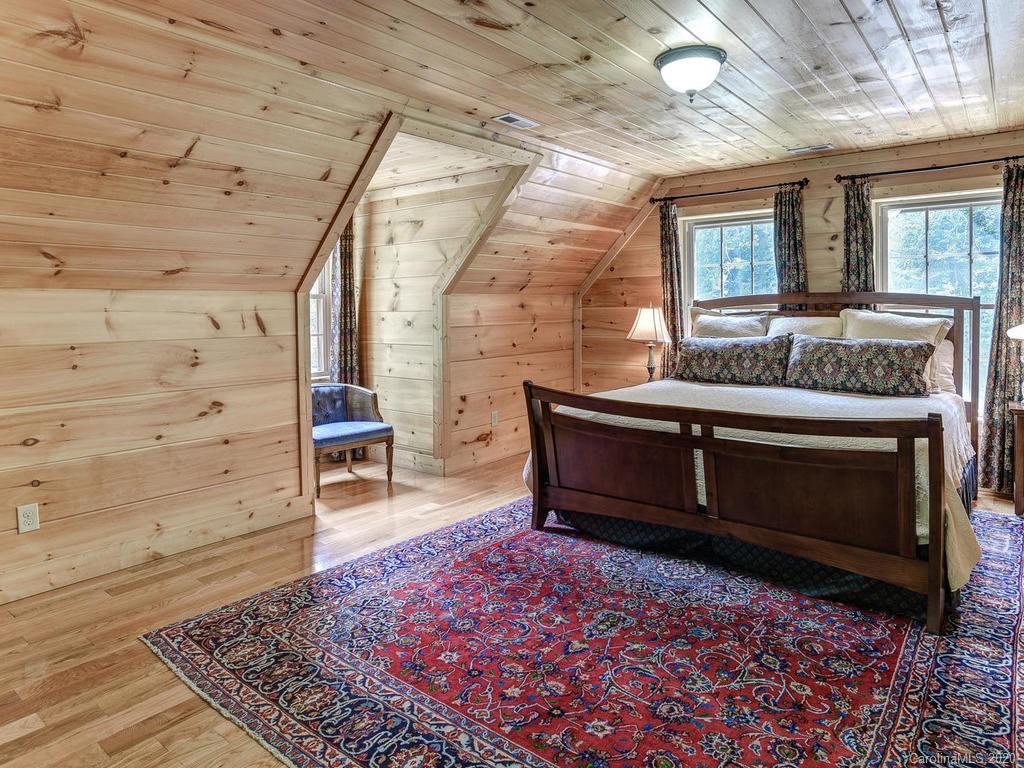 37 Crow Ridge Road Weaverville NC 28787