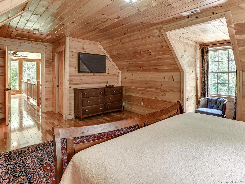 37 Crow Ridge Road Weaverville NC 28787