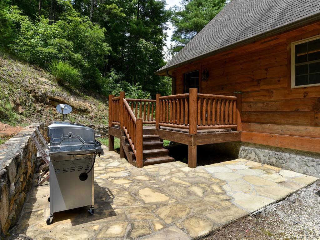 37 Crow Ridge Road Weaverville NC 28787