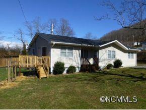 22 Sams Branch Road Candler NC 28715
