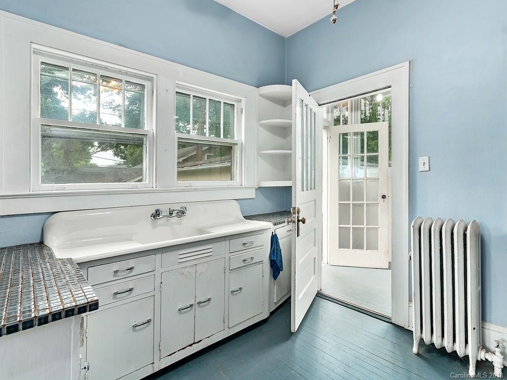 103 Norwood Avenue Asheville NC 28804