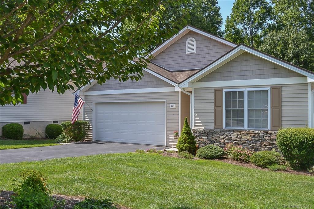 221 Highland Golf Drive Flat Rock NC 28731