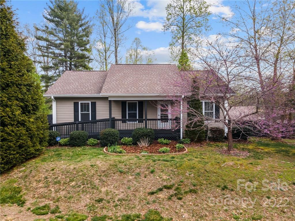 83 Victoria Springs Drive Flat Rock NC 28731