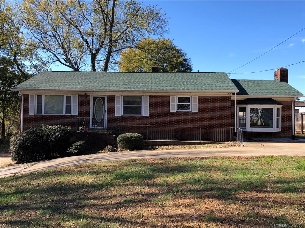 1702 Emmanuel Church Road Conover NC 28613