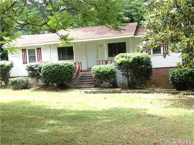 527 Greenwood Drive Charlotte NC 28217