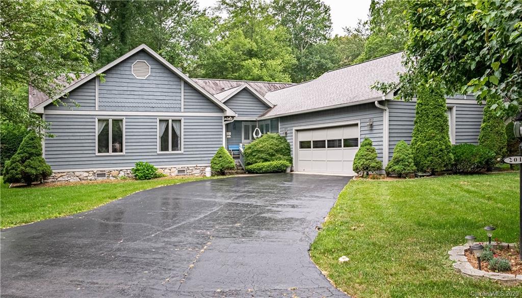 201 Turkey Pine Court Mills River NC 28759