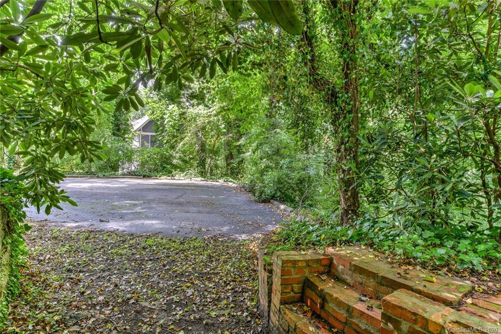 173 Forest Hill Drive Asheville NC 28803
