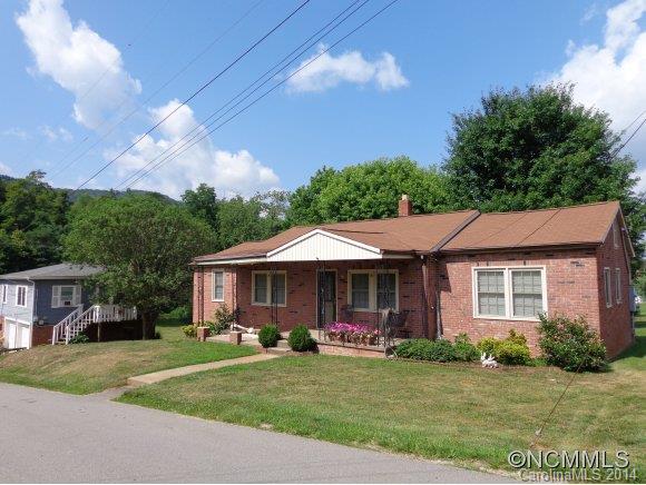 39 Harkins Avenue Canton NC 28716