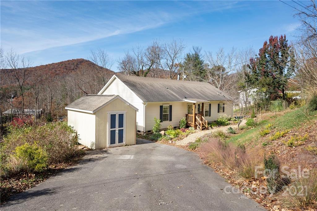 23 E Mountain Way Asheville NC 28805