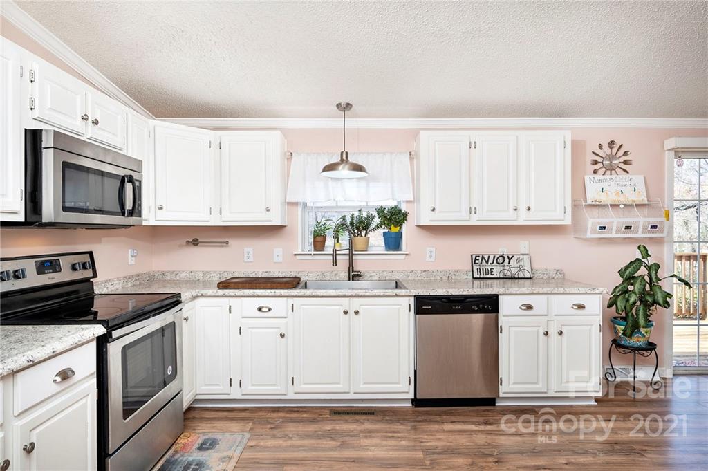 23 E Mountain Way Asheville NC 28805
