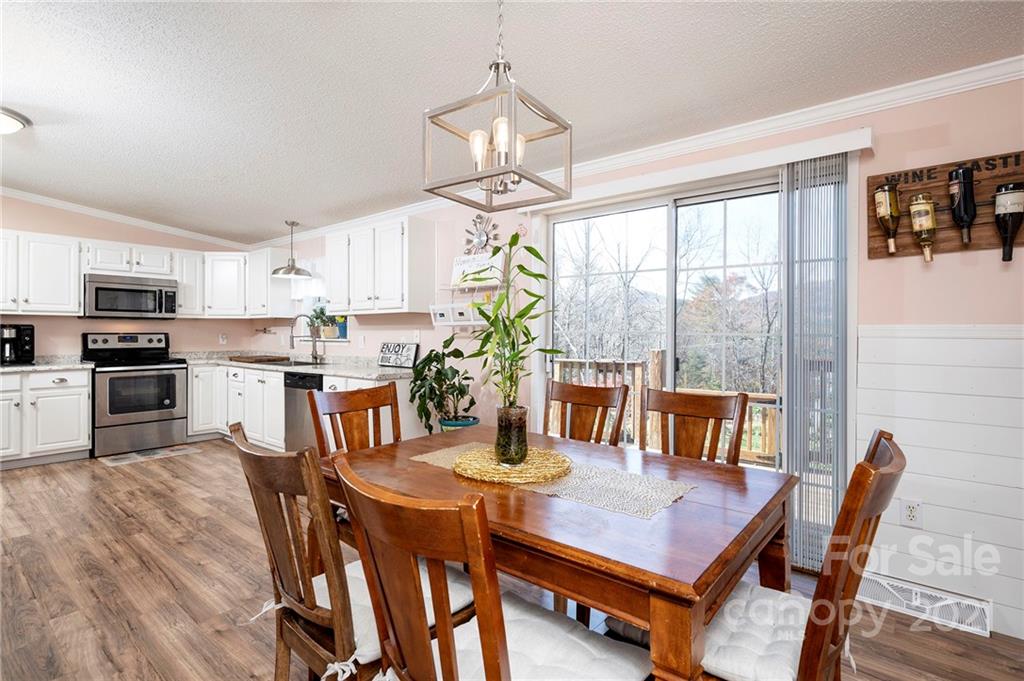 23 E Mountain Way Asheville NC 28805