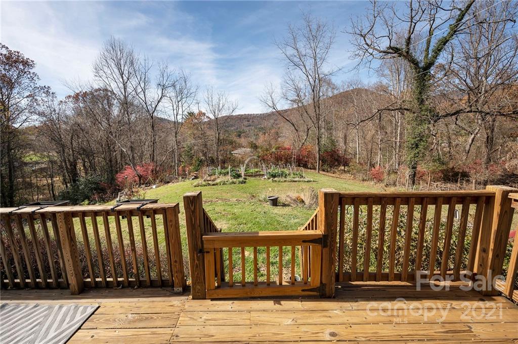 23 E Mountain Way Asheville NC 28805