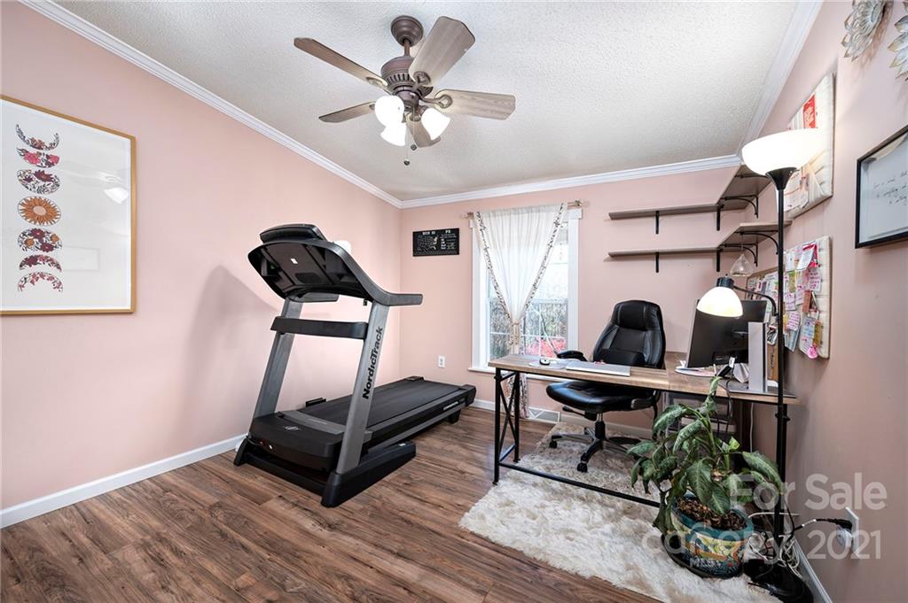 23 E Mountain Way Asheville NC 28805