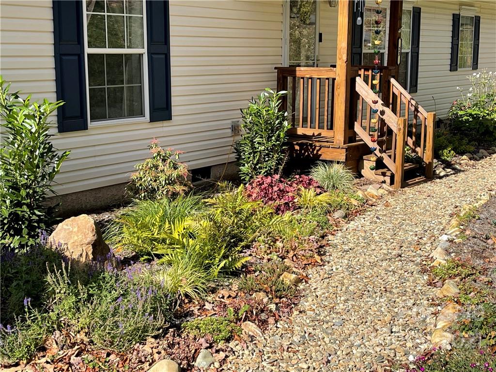 23 E Mountain Way Asheville NC 28805