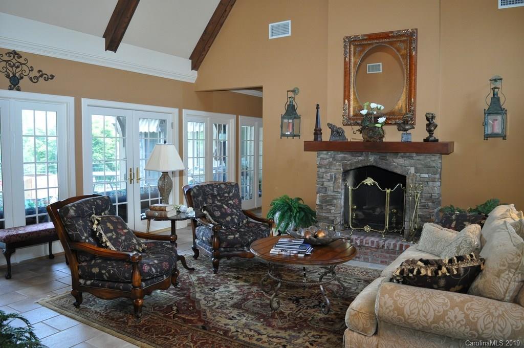 320 Chestnut Farms Lane Burnsville NC 28714
