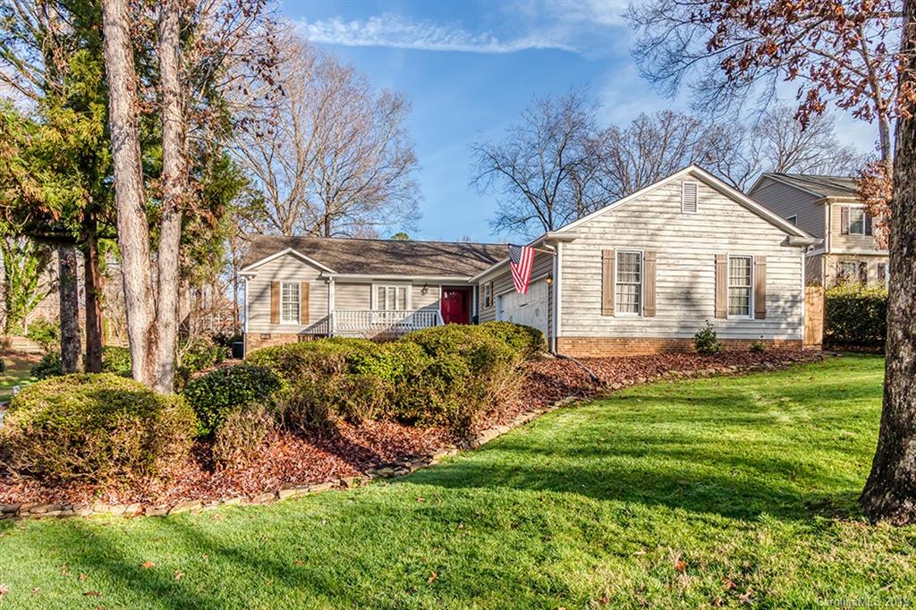 9814 Whitethorn Drive Charlotte NC 28277