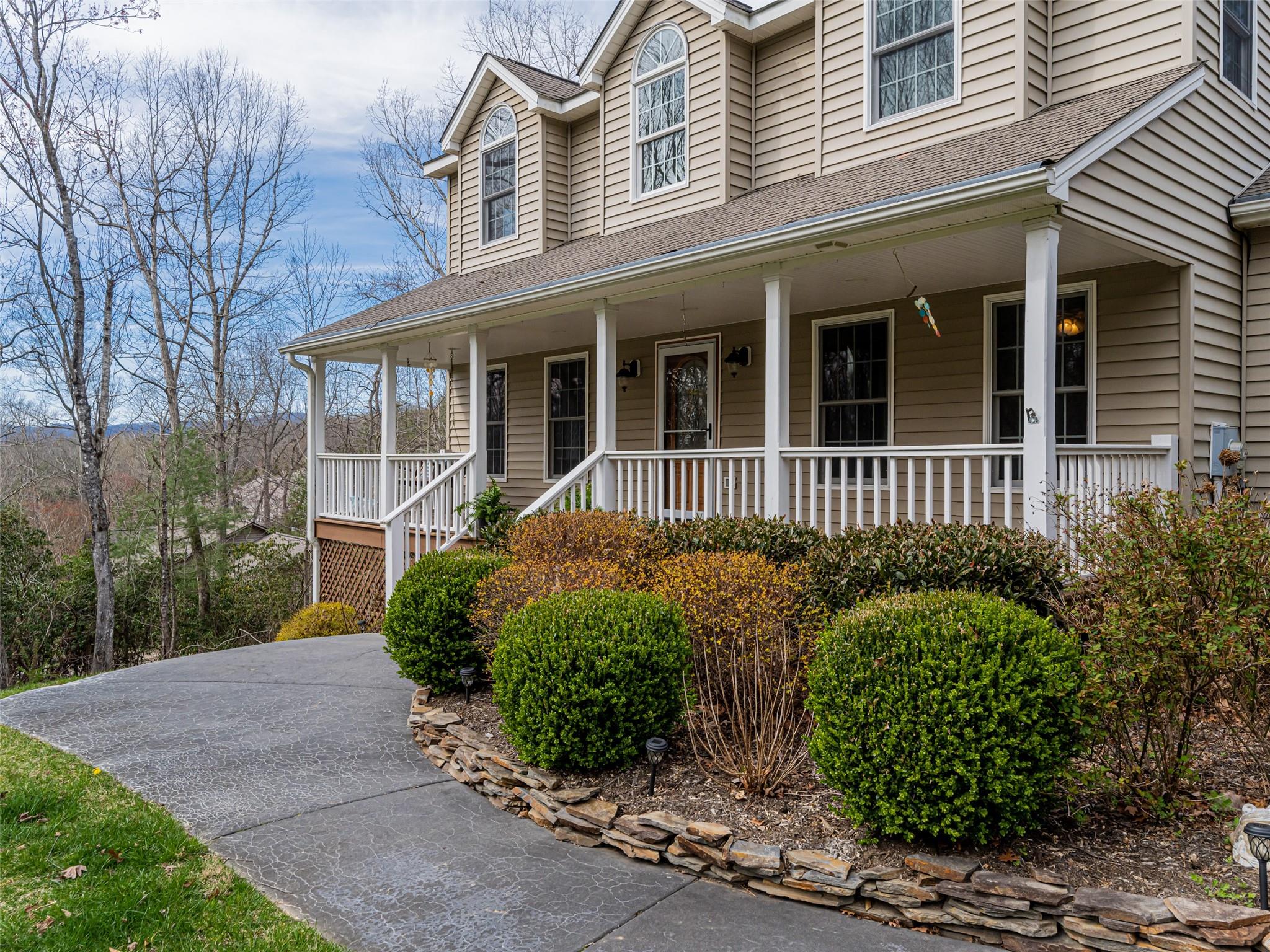 14 Landon Road Fairview NC 28730