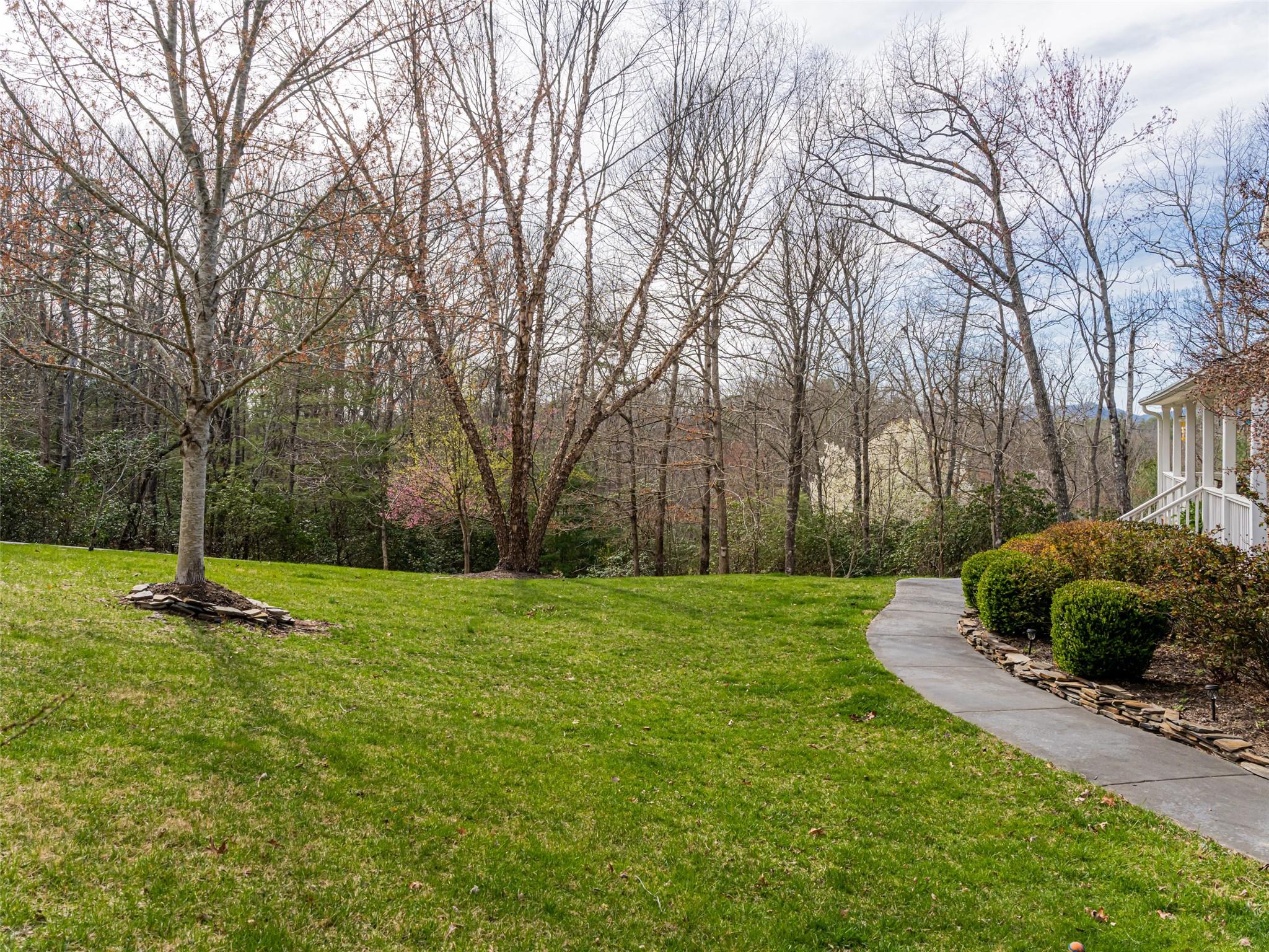 14 Landon Road Fairview NC 28730