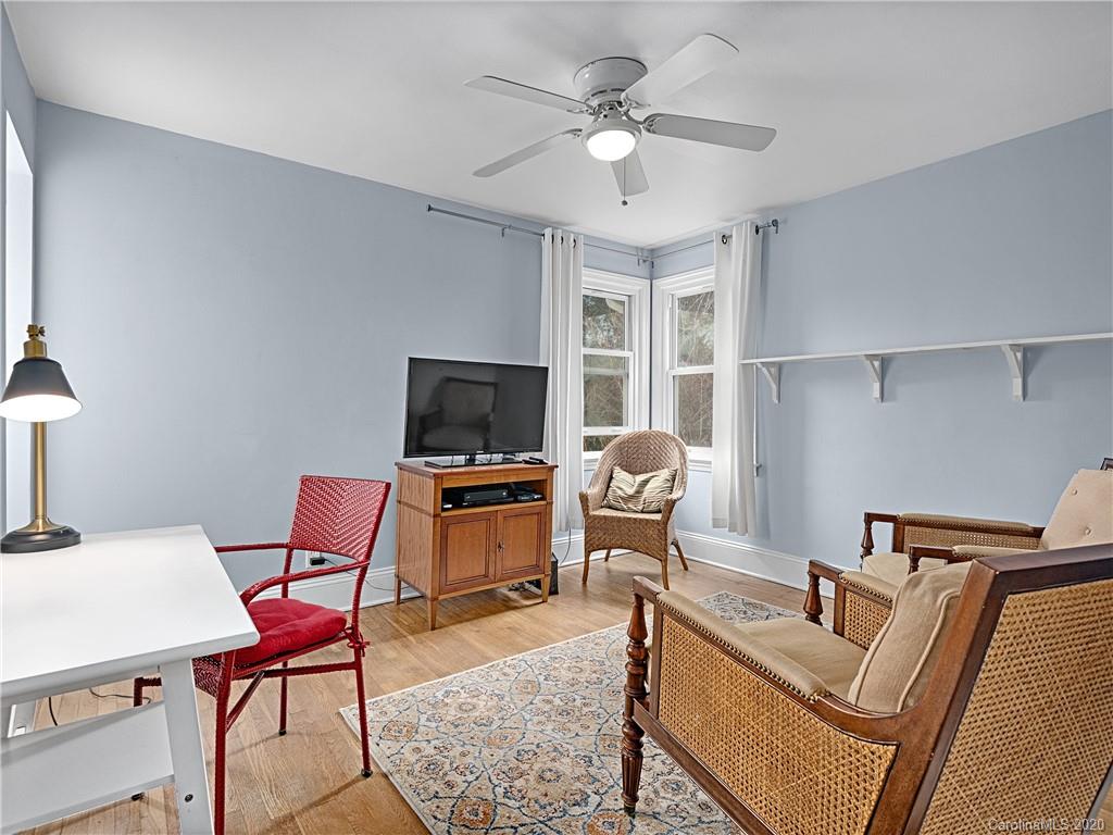 42 Gladstone Road Asheville NC 28805