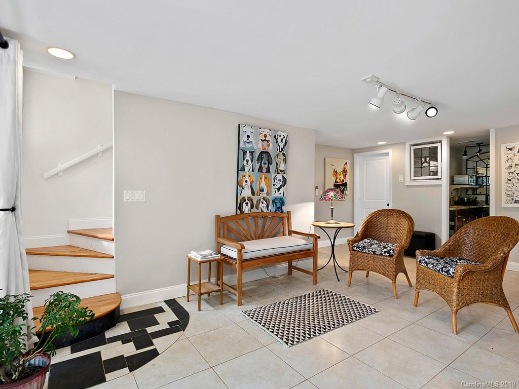 42 Gladstone Road Asheville NC 28805