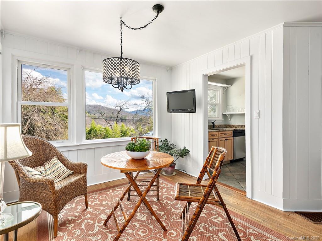 42 Gladstone Road Asheville NC 28805