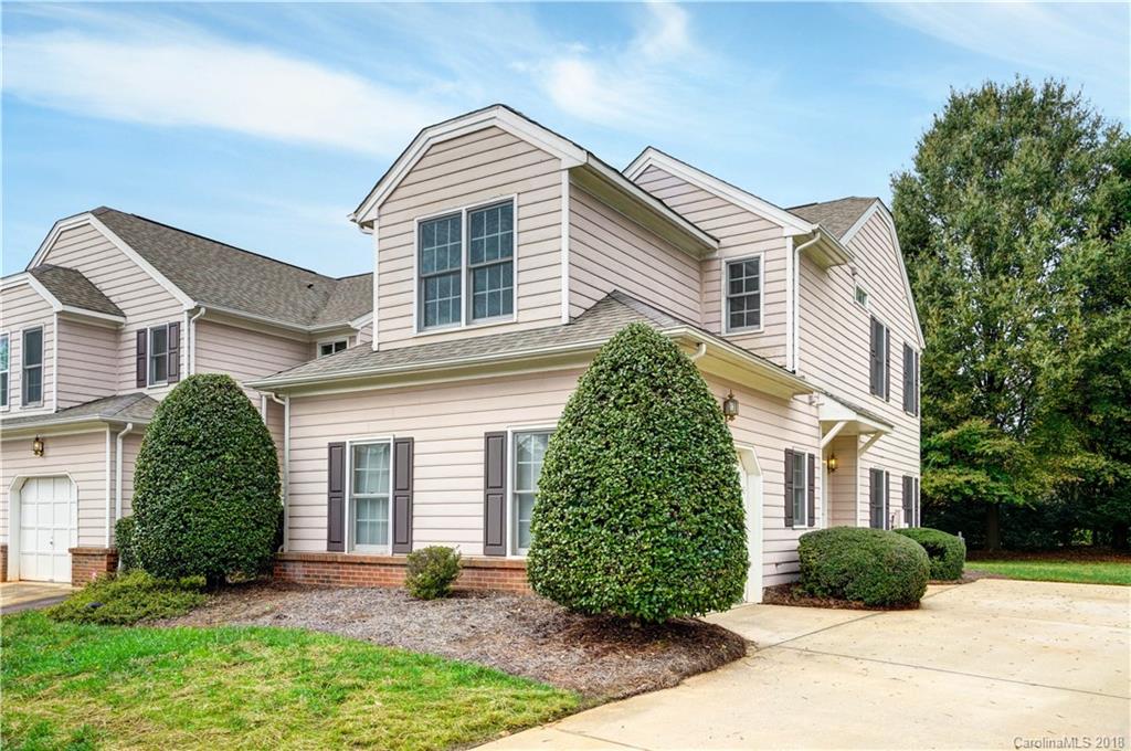 8739 Fox Chase Lane Charlotte NC 28269