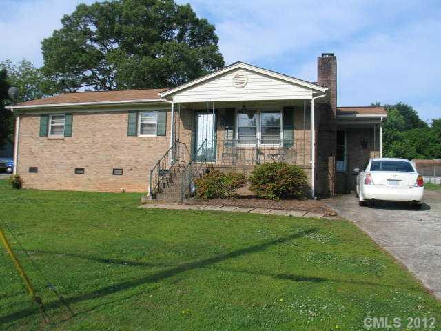 1011 N Main Street Mount Holly NC 28120