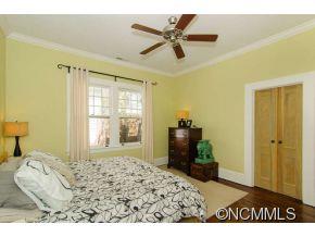 26 Fulton Street Asheville NC 28801