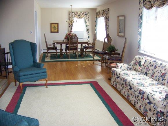 914 Old Fort Road Fairview NC 28730