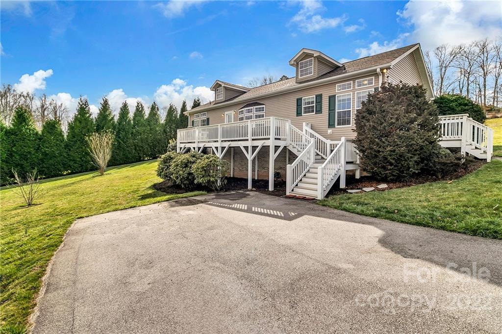 14 Enochs Way Fletcher NC 28732
