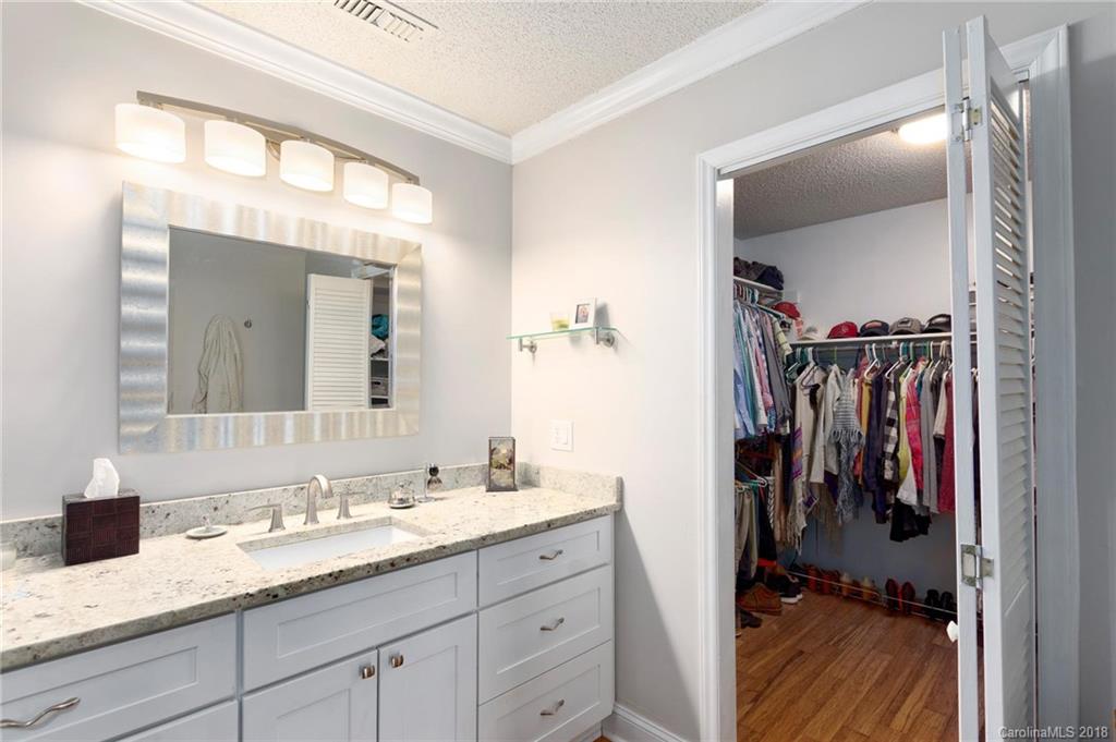 741 Woodland Ridge Asheville NC 28804