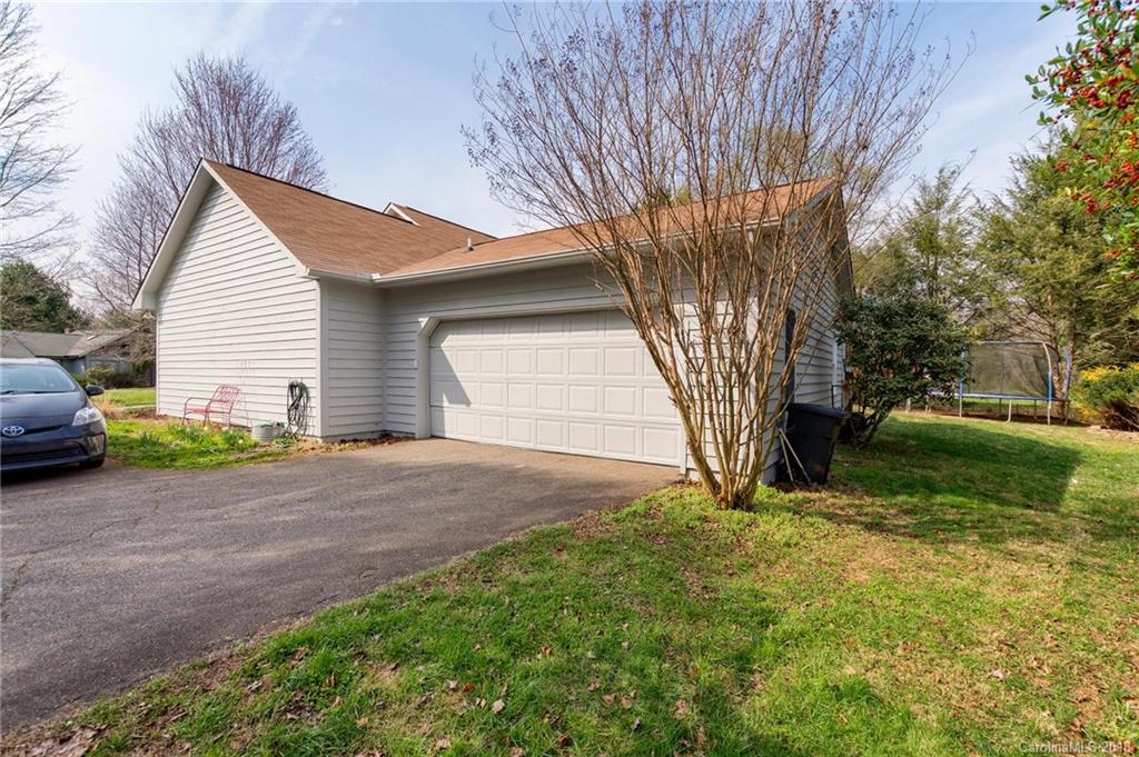 741 Woodland Ridge Asheville NC 28804