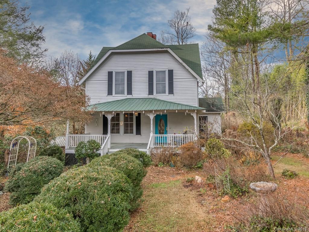 285 Greenville Street Saluda NC 28773