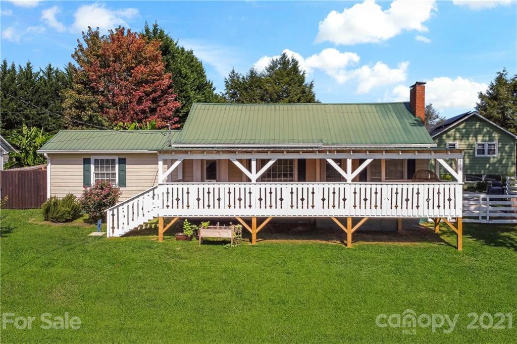 591 E Oak Street Marion NC 28752