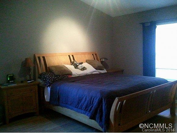 27 Kenlan Drive Swannanoa NC 28778