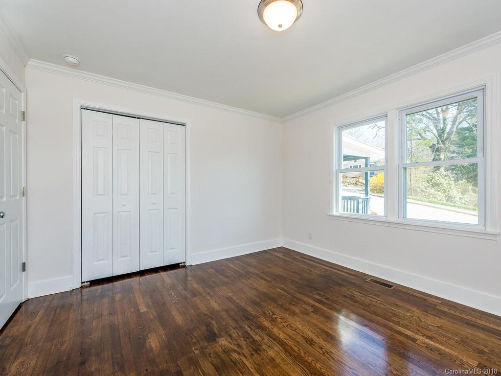 190 Carrier Street Asheville NC 28806