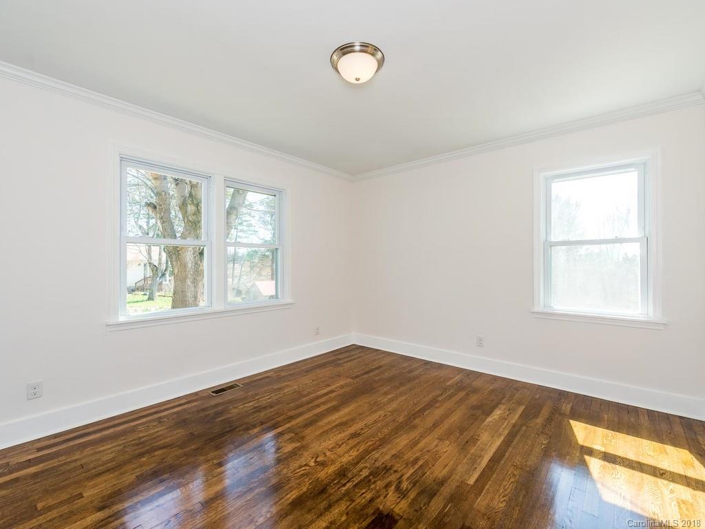 190 Carrier Street Asheville NC 28806