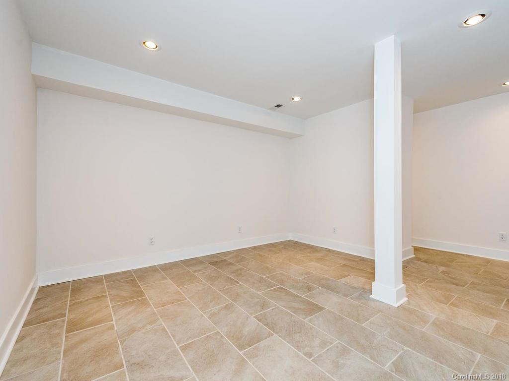 190 Carrier Street Asheville NC 28806